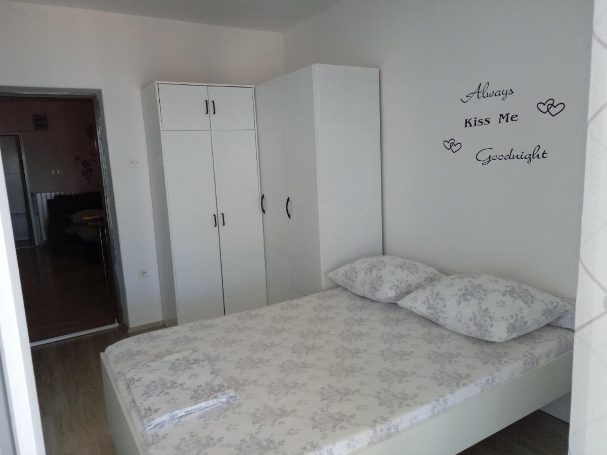 Apartments Flora Crikvenica Dış mekan fotoğraf
